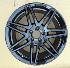 Original Mercedes-Benz AMG Alufelge 8 Jx19 ET52 schwarz A4474015100